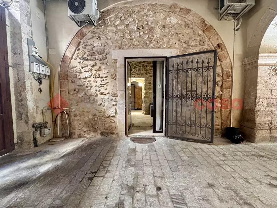 Immagine 16 di Appartamento in vendita  in Via castello maniace, 56 a Siracusa