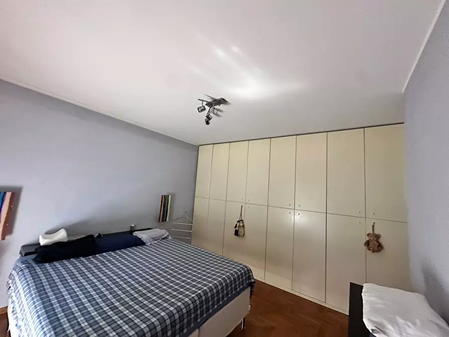 Immagine 26 di Appartamento in vendita  in Via Como, snc a Erba