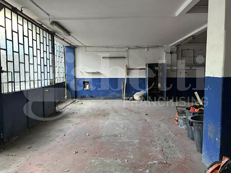 Immagine 7 di Magazzino in vendita  in Via Bertuccioni, 19 a Genova