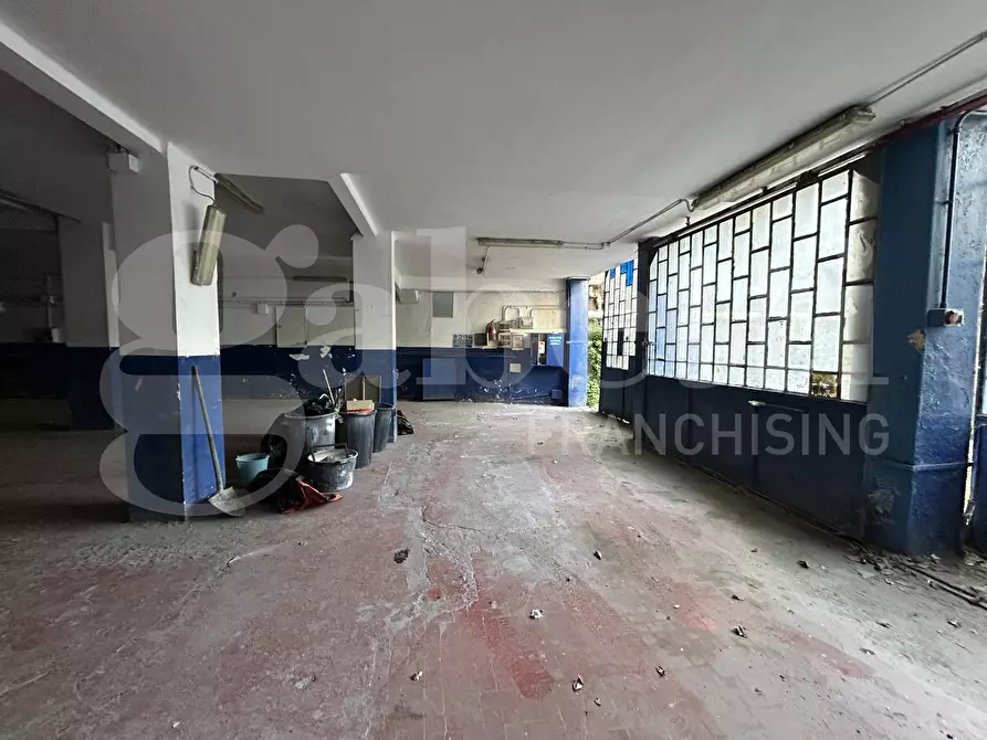 Immagine 5 di Magazzino in vendita  in Via Bertuccioni, 19 a Genova