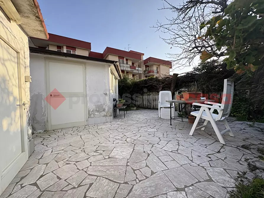 Immagine 21 di Baita in vendita  in Viale EUROPA, 267 a Terracina