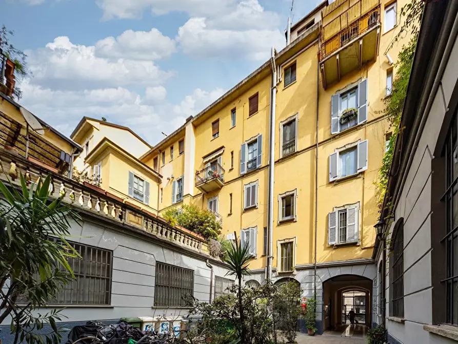Immagine 40 di Appartamento in vendita  in Via LAZZARETTO, 17 a Milano