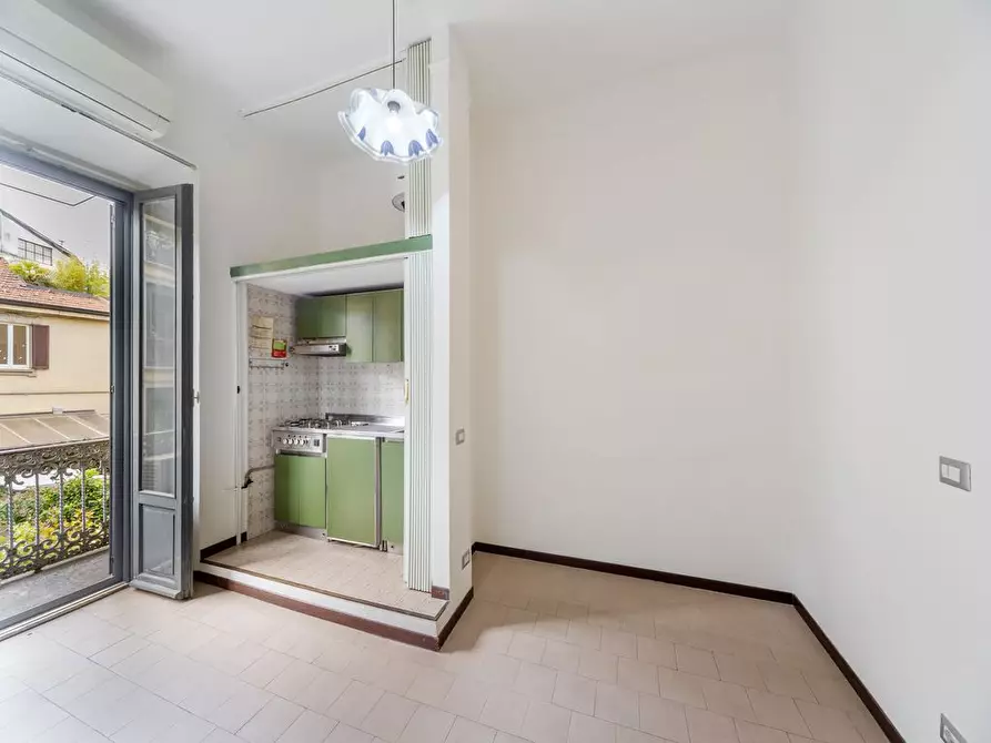 Immagine 10 di Appartamento in vendita  in Via LAZZARETTO, 17 a Milano