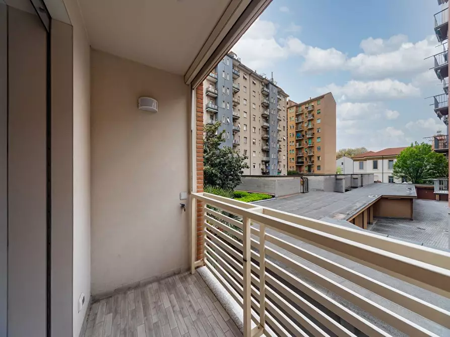 Immagine 35 di Appartamento in vendita  in Via MONTEROTONDO, 15 a Milano