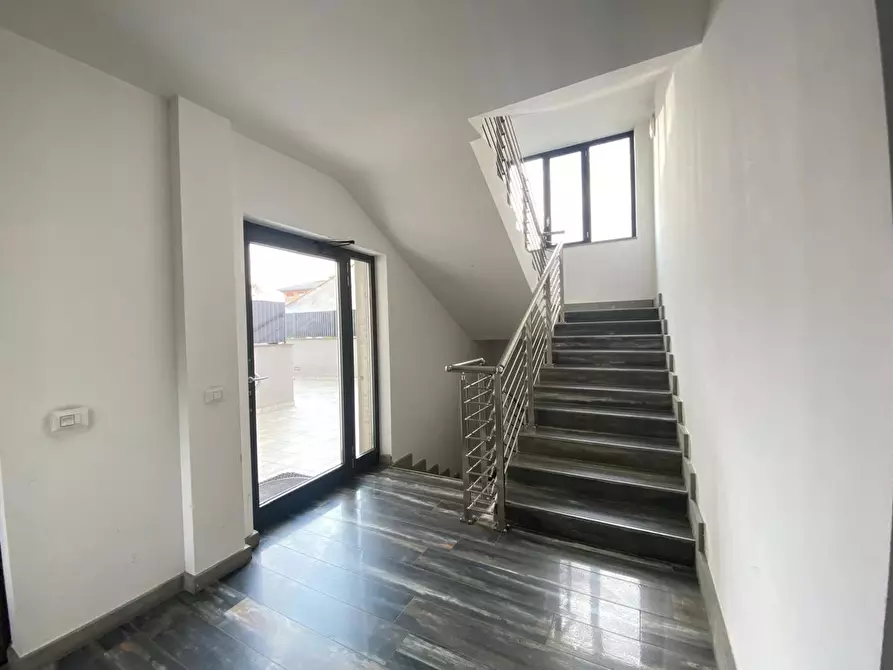 Immagine 8 di Appartamento in vendita  in Via del Casale Ninfeo, 37 a Roma