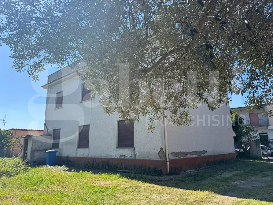 Immagine 3 di Villa in vendita  in Via Apollo, 19 a Latina