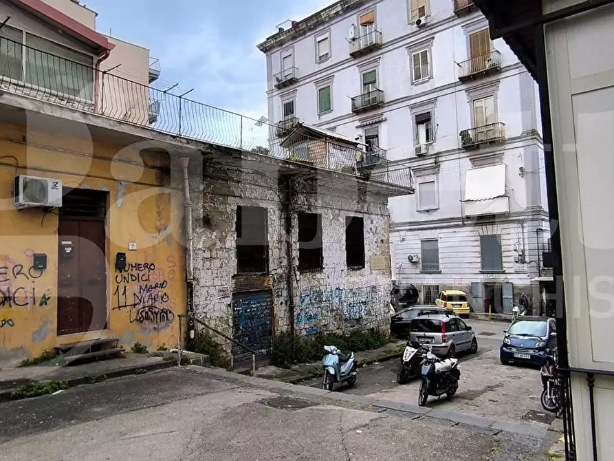 Immagine 26 di Appartamento in vendita  in Via Marigliano a Napoli