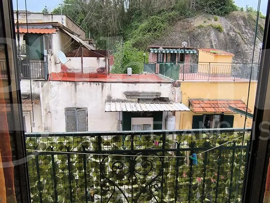 Immagine 10 di Appartamento in vendita  in Via Marigliano a Napoli