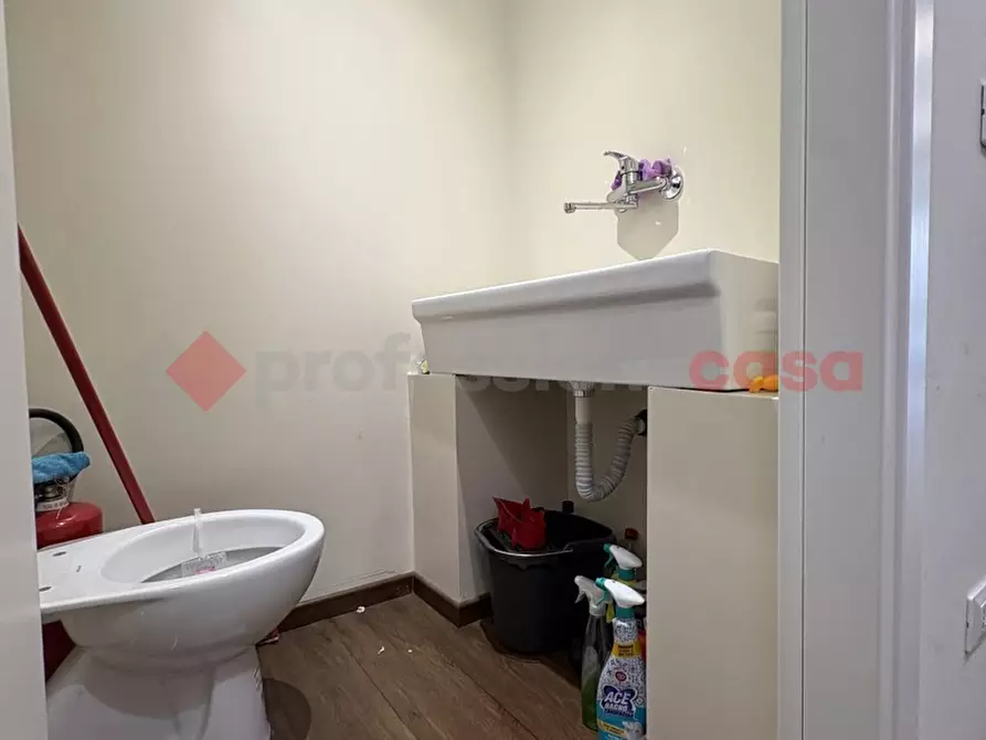 Immagine 21 di Attività commerciale in vendita  in Via ROMA, 113 a Terracina