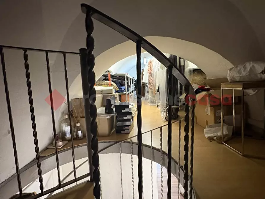 Immagine 16 di Attività commerciale in vendita  in Via ROMA, 113 a Terracina