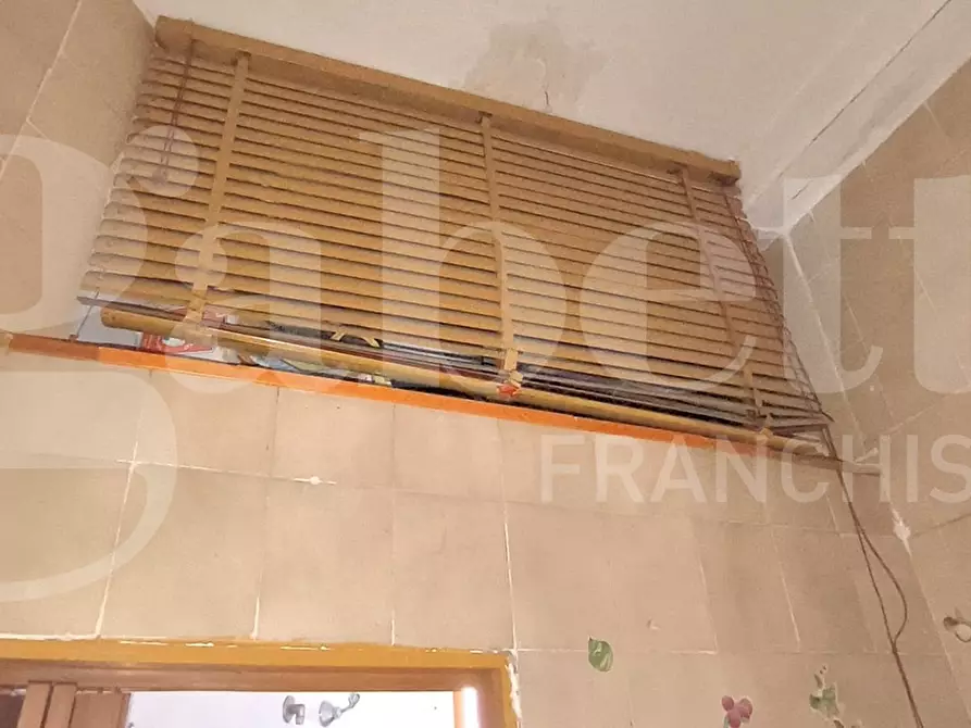 Immagine 19 di Appartamento in vendita  in Via marigliano a Napoli