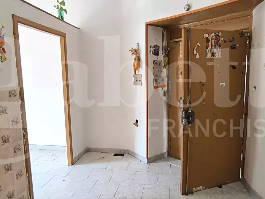 Immagine 7 di Appartamento in vendita  in Via marigliano a Napoli