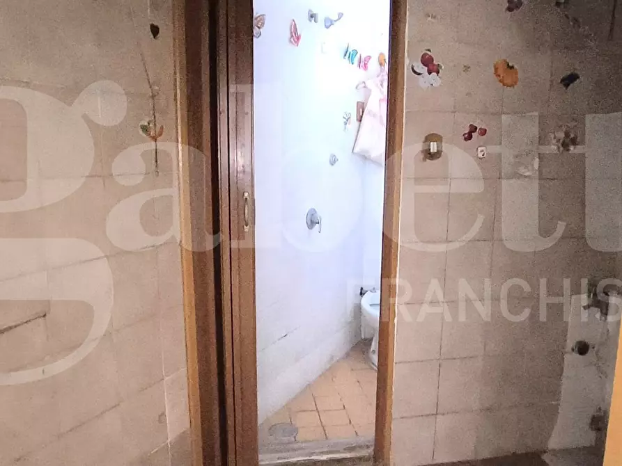 Immagine 17 di Appartamento in vendita  in Via marigliano a Napoli