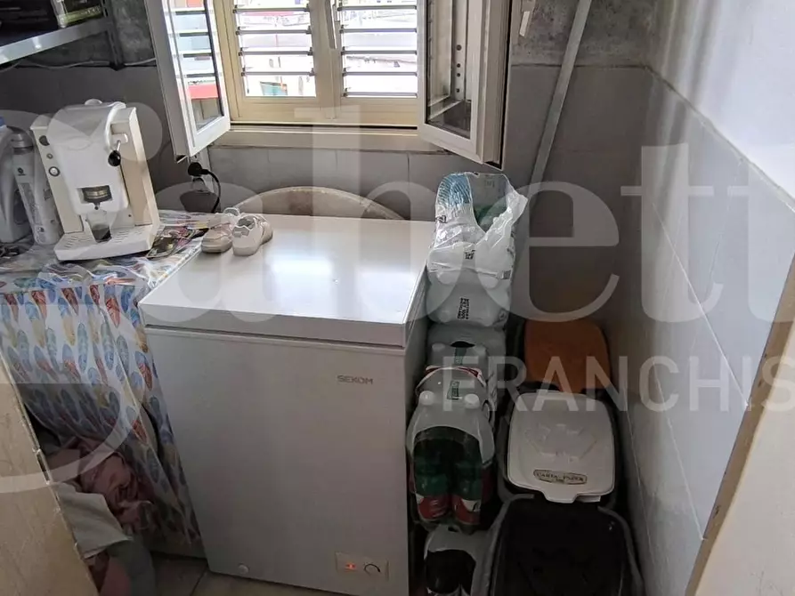 Immagine 14 di Appartamento in vendita  in Via marigliano a Napoli