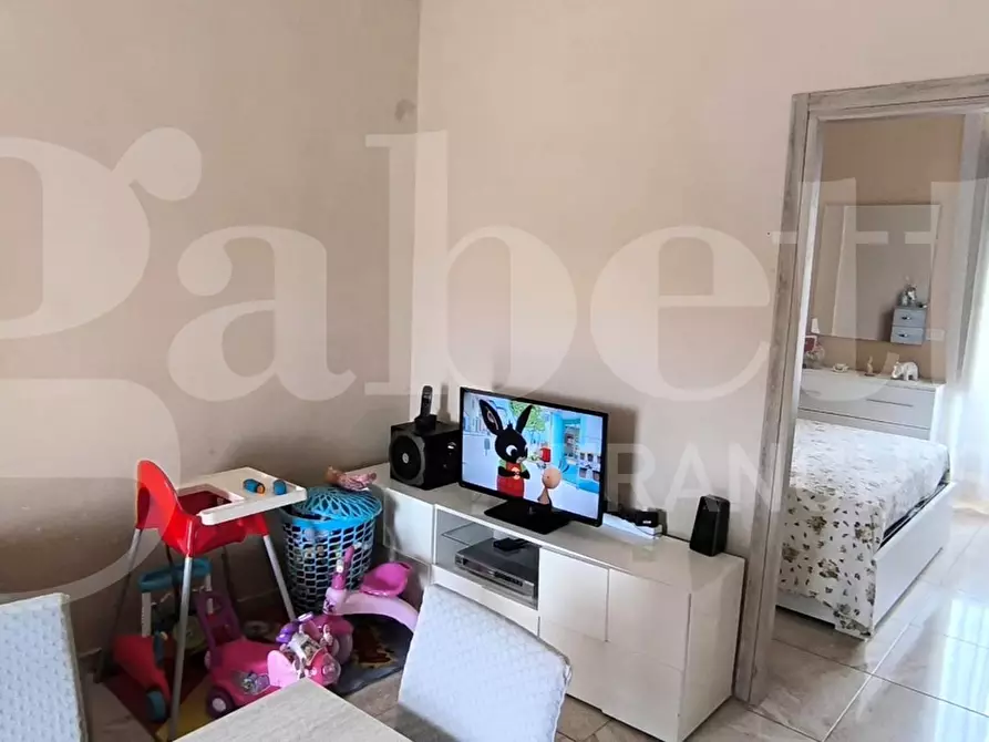 Immagine 12 di Appartamento in vendita  in Via marigliano a Napoli