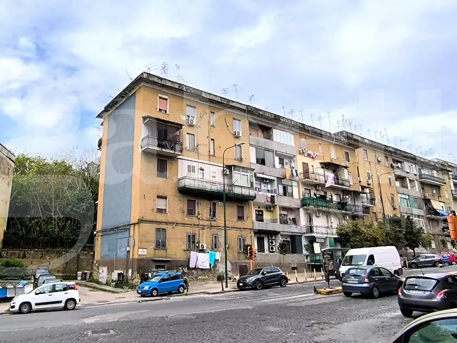 Immagine 2 di Appartamento in vendita  in Via marigliano a Napoli