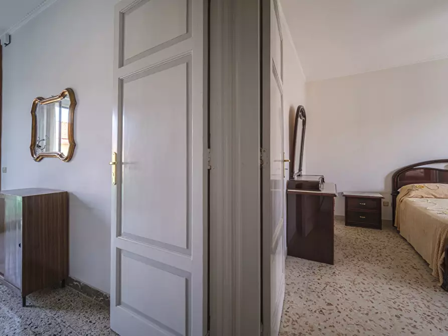 Immagine 14 di Appartamento in vendita  in Via Salandra, 19 a Messina
