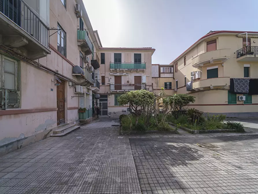 Immagine 28 di Appartamento in vendita  in Via Salandra, 19 a Messina