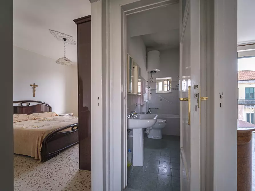 Immagine 13 di Appartamento in vendita  in Via Salandra, 19 a Messina