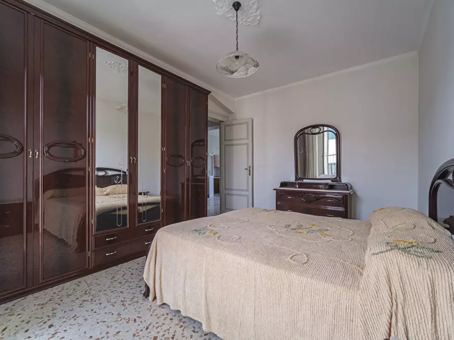 Immagine 24 di Appartamento in vendita  in Via Salandra, 19 a Messina