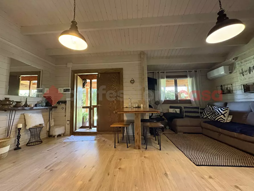 Immagine 17 di Villa in vendita  in Via PONTINA, 82 a Terracina