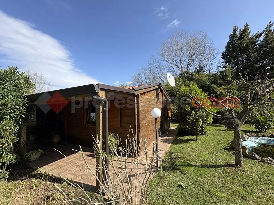 Immagine 10 di Villa in vendita  in Via PONTINA, 82 a Terracina