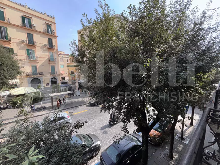 Immagine 12 di Appartamento in vendita  in Corso Garibaldi a Napoli