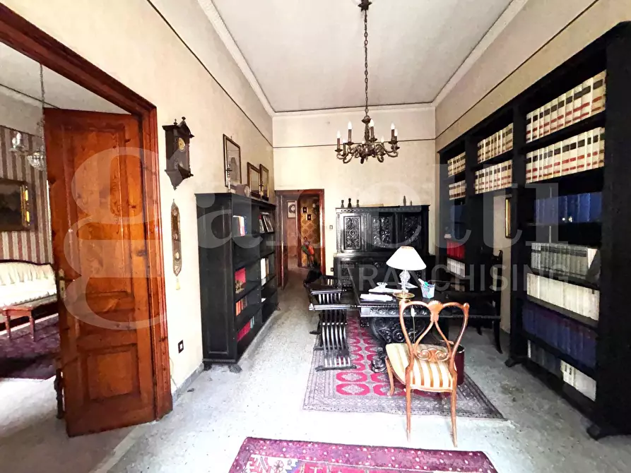 Immagine 15 di Appartamento in vendita  in Corso Garibaldi a Napoli