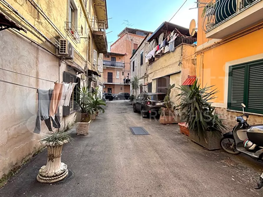 Immagine 12 di Appartamento in affitto  in Via Nuova del Campo a Napoli