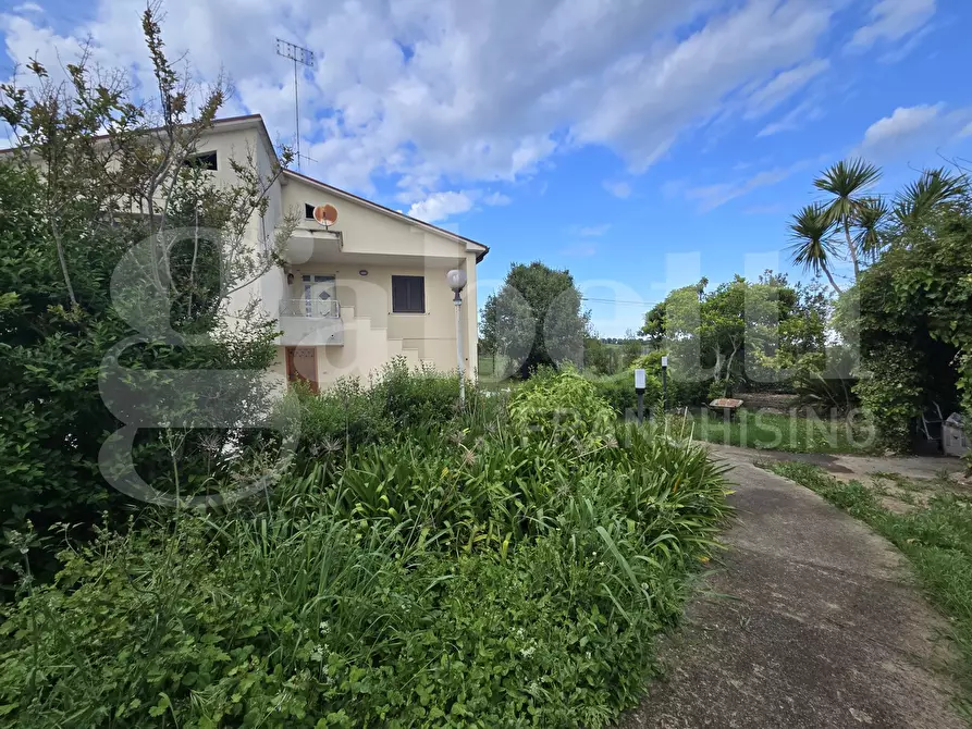 Immagine 4 di Casa indipendente in vendita  in Via Nazionale per Teramo, 74 a Mosciano Sant'angelo