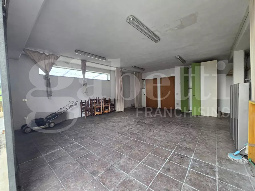 Immagine 11 di Casa indipendente in vendita  in Via Nazionale per Teramo, 74 a Mosciano Sant'angelo