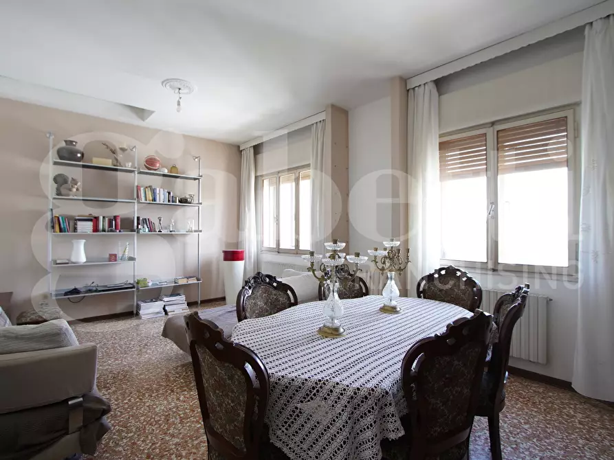 Immagine 1 di Appartamento in vendita  in Viale Giuseppe Garibaldi, . a Venezia