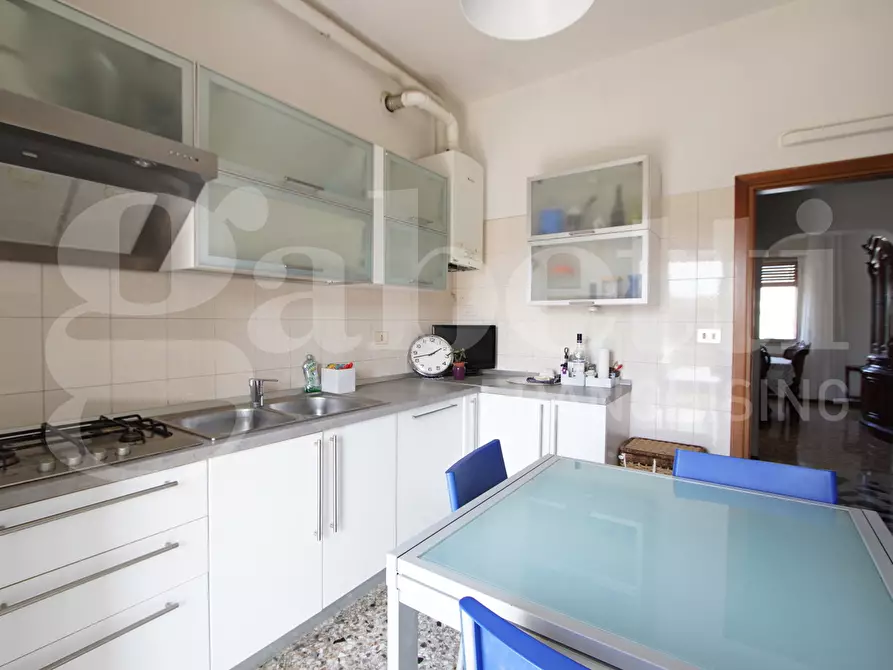 Immagine 5 di Appartamento in vendita  in Viale Giuseppe Garibaldi, . a Venezia