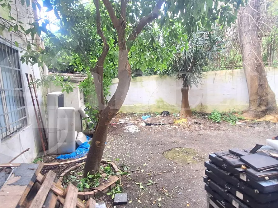 Immagine 5 di Negozio in vendita  in Viale comandante umberto maddalena a Napoli