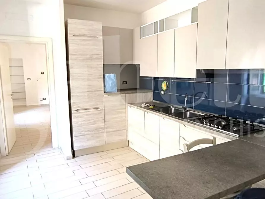 Immagine 4 di Appartamento in affitto  in Via Matteo Renato Imbriani a Napoli