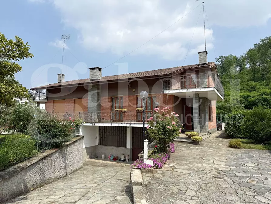 Immagine 1 di Casa bifamiliare in vendita  in Via Alpignano a Rivoli