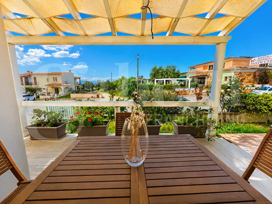 Immagine 31 di Appartamento in vendita  in Via Agamennone, 48 a Budoni