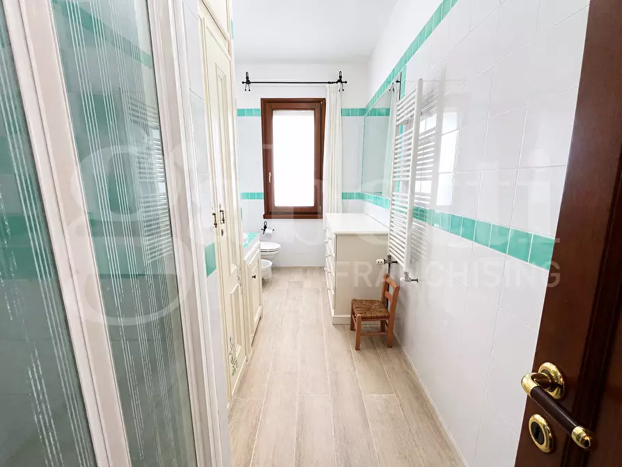 Immagine 25 di Appartamento in vendita  in Via Agamennone, 48 a Budoni