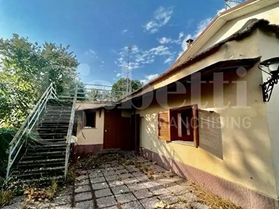 Immagine 5 di Casa bifamiliare in vendita  in Via Cimate a Paliano