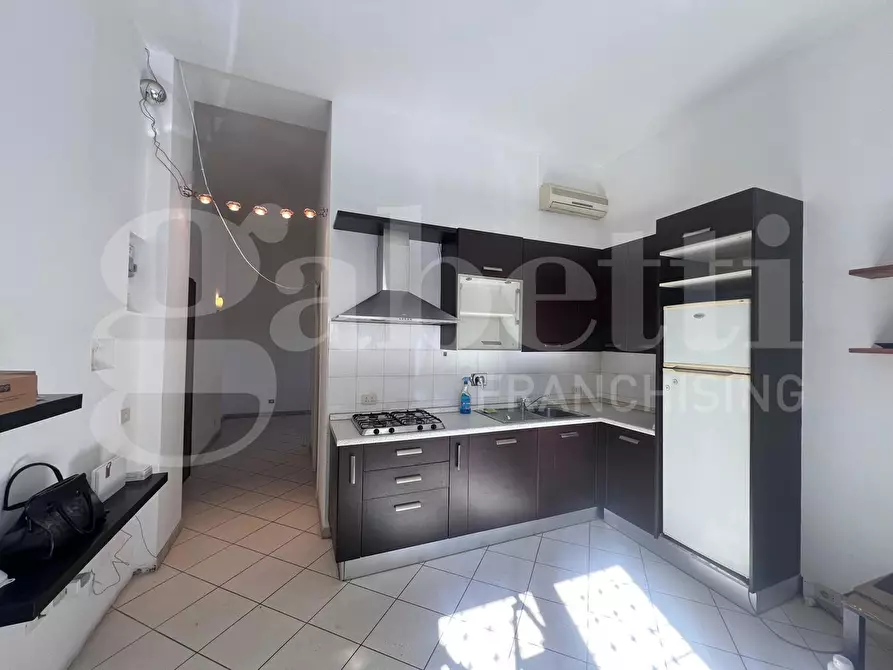 Immagine 17 di Appartamento in vendita  in Via Dei Torriani a Roma