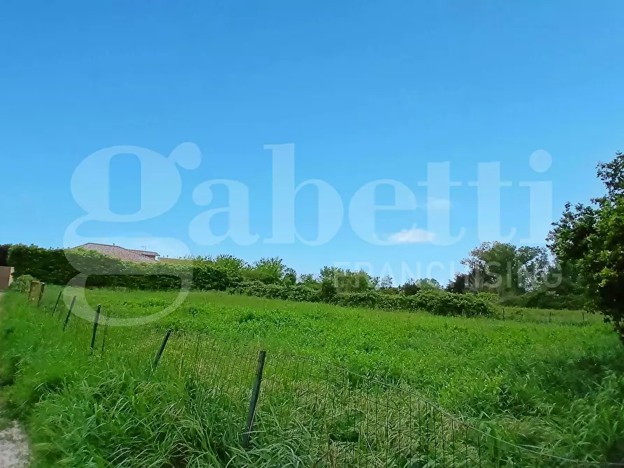 Immagine 3 di Terreno residenziale in vendita  in Via Aeroporto a Capua