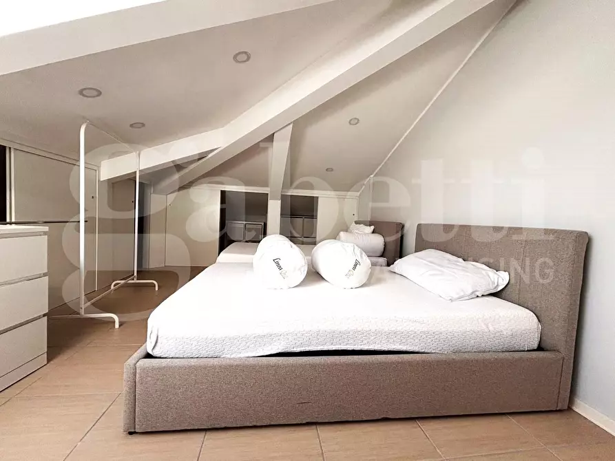 Immagine 10 di Appartamento in affitto  in Corso garibaldi a Napoli