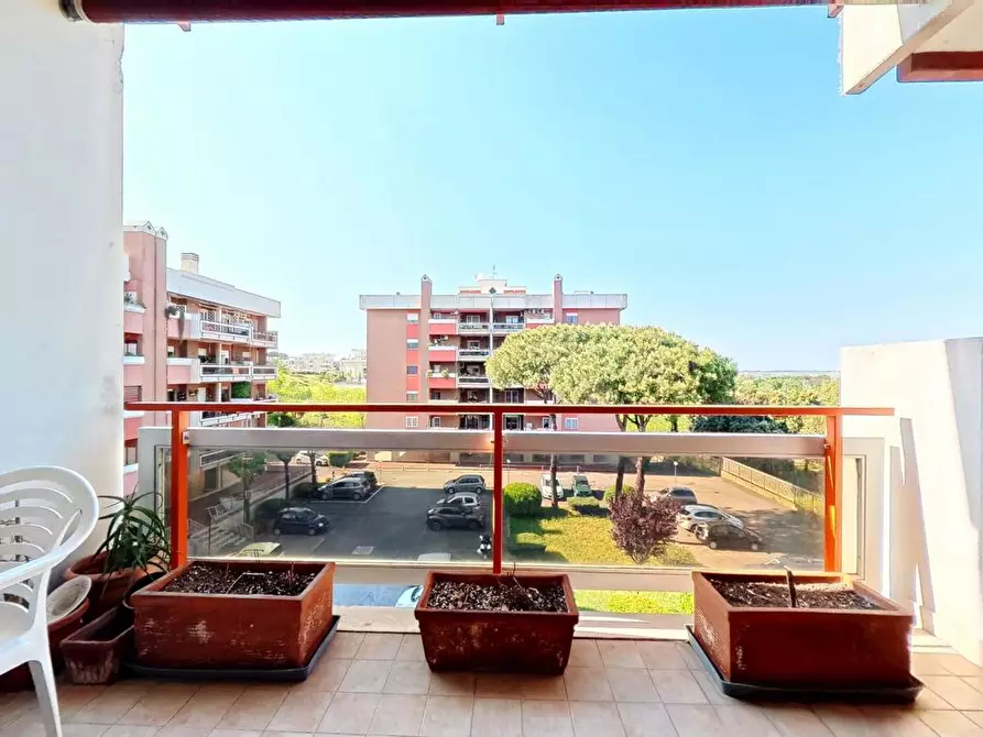 Immagine 20 di Appartamento in vendita  in Via del poggio di acilia, 85 a Roma
