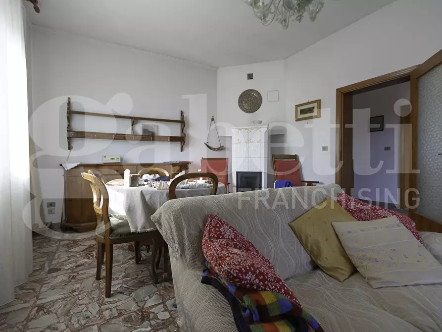 Immagine 2 di Casa bifamiliare in vendita  in Via delle Rose, 10 a Mogliano Veneto