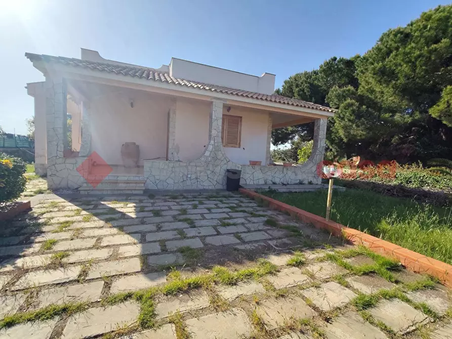 Immagine 9 di Villa in vendita  in Via isola bali, 58 a Siracusa