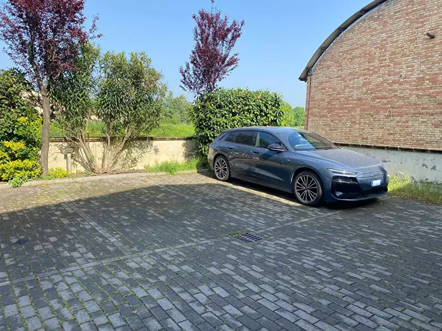 Immagine 3 di Ufficio in vendita  in Via Isonzo, 3 a Forli'