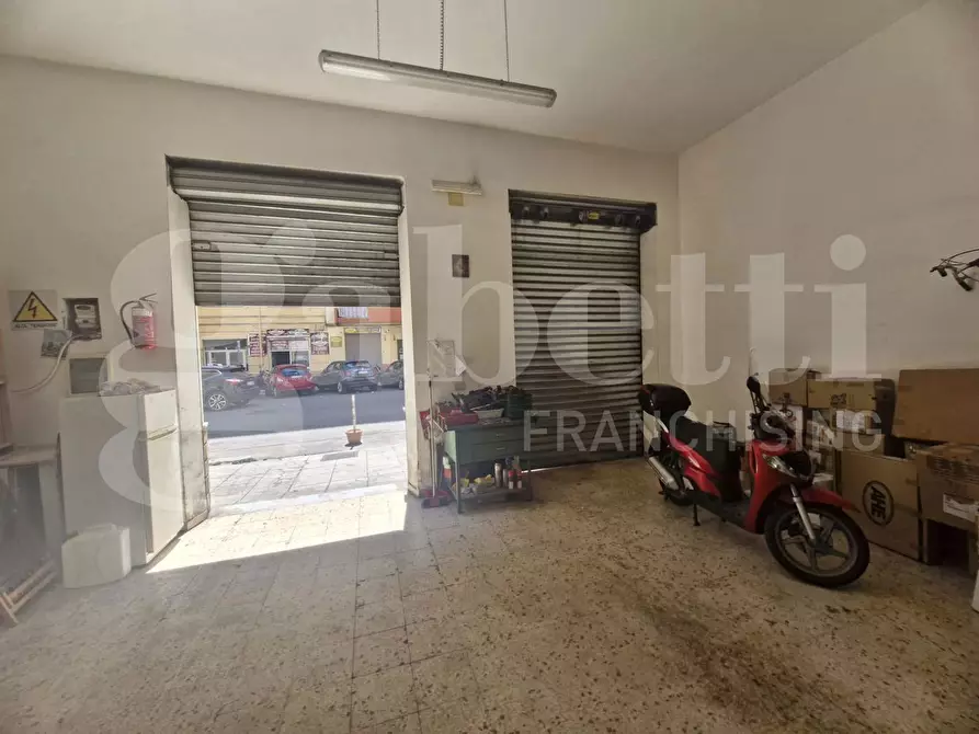 Immagine 6 di Laboratorio in vendita  in Via Bergamo a Palermo