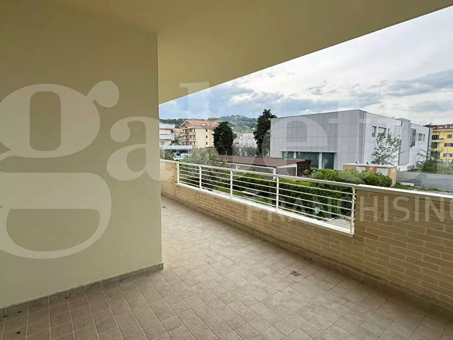 Immagine 11 di Appartamento in vendita  in Via Giolitti, 8 a Tortoreto