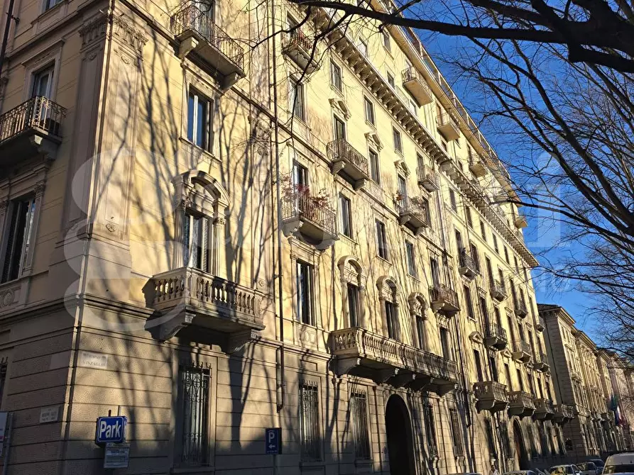 Immagine 34 di Ufficio in affitto  in Corso Vinzaglio, 12 a Torino