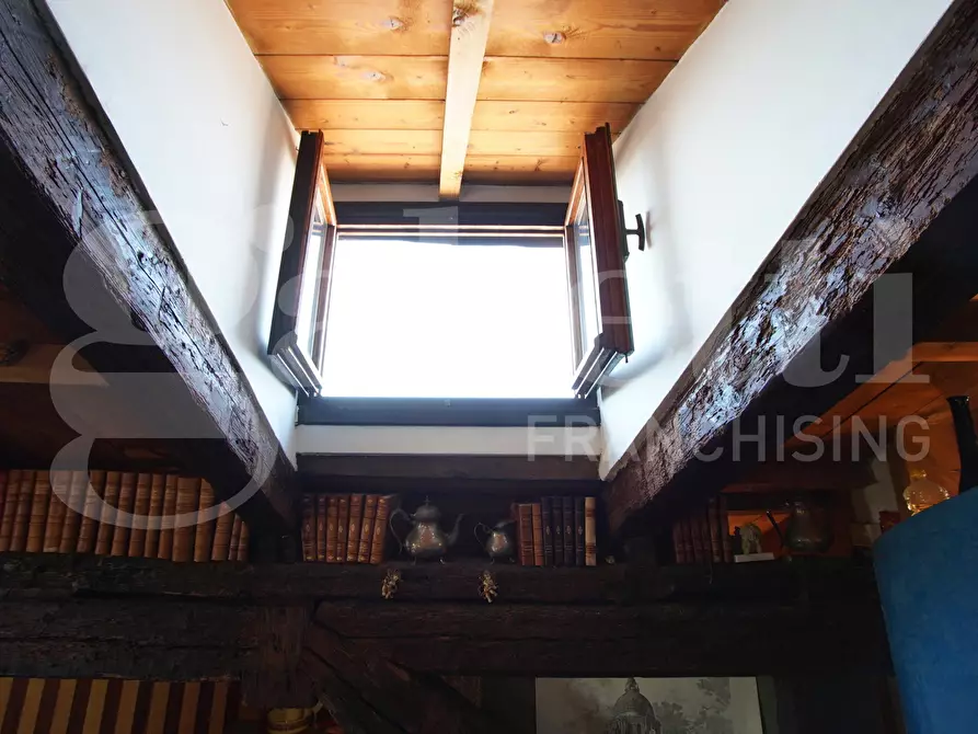 Immagine 17 di Appartamento in vendita  in Via Castello, . a Venezia